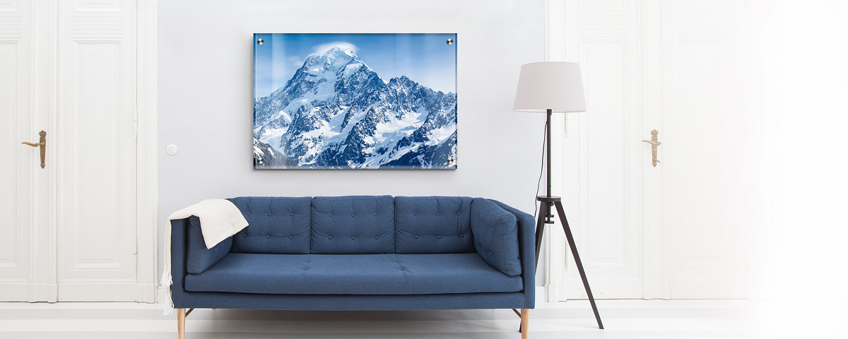 Bilder Mit Bohrung Schneeberg Blaue Couch Gallery Bond Frontal