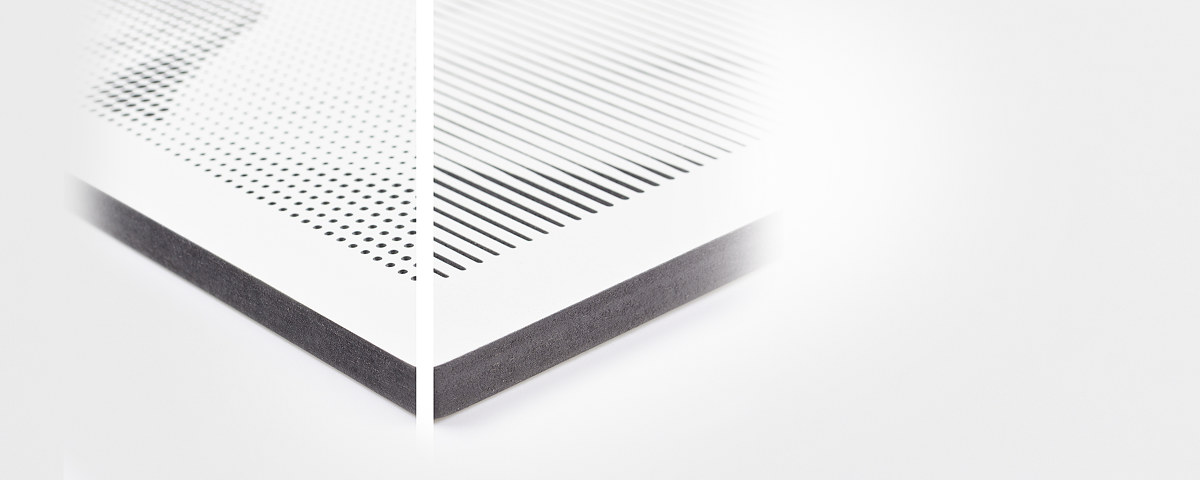 Mutter Tochter Grauverlauf Halbtonbild Nebeneinander