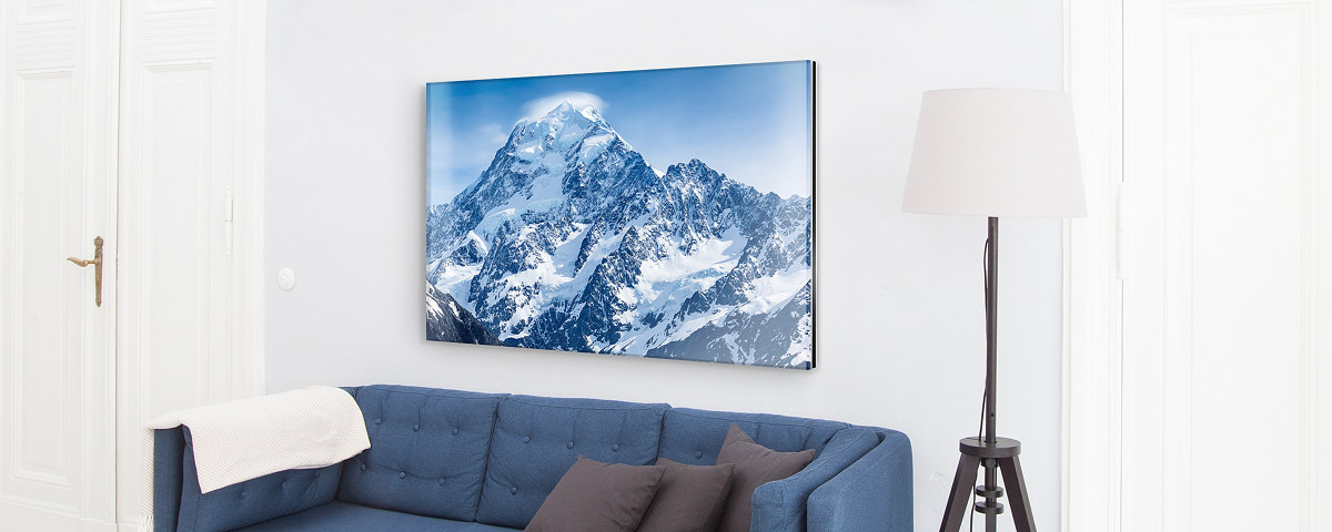 Schneeberg Blaue Couch Gallery Bond Perspektive