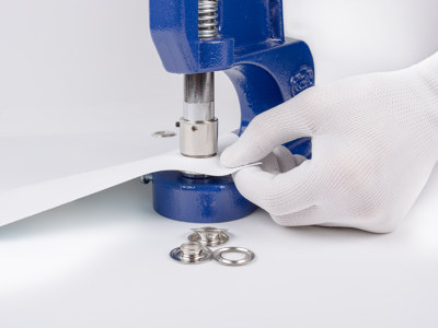 Moderne Technik Fuer Ihre Werbeplane