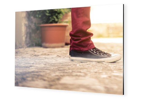 Couple sur la pointe des pieds