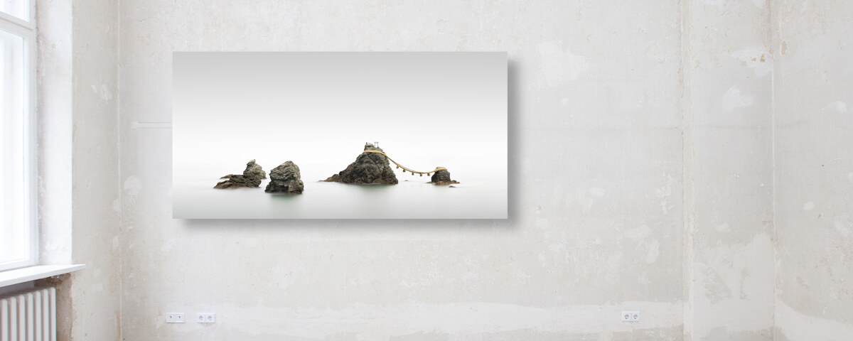 Torii Meoto Iwa Japan