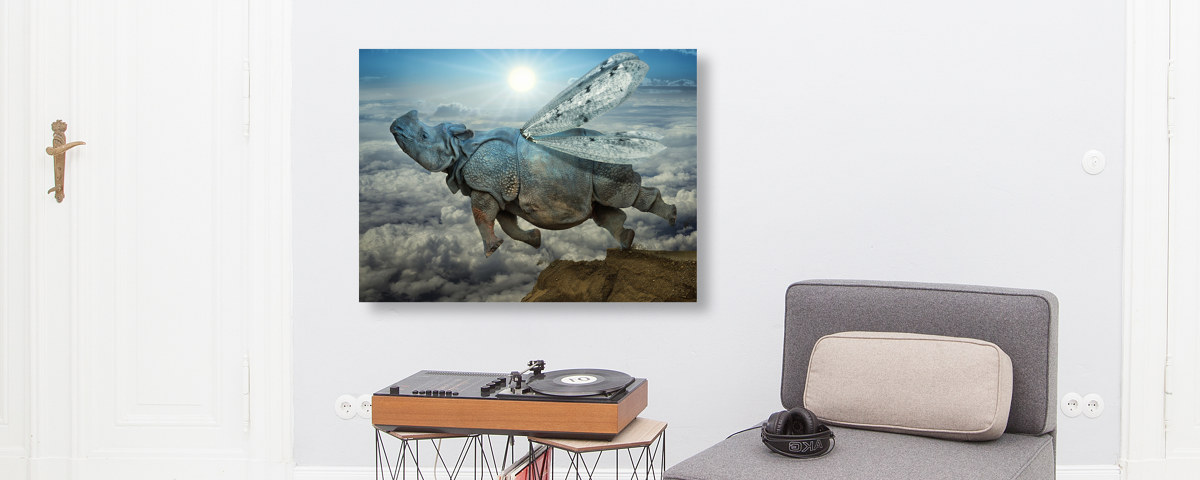surreales Motiv Nashorn