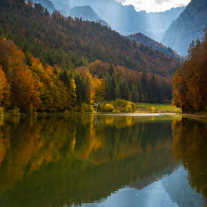Herbstlicht am Zugspitzmassiv