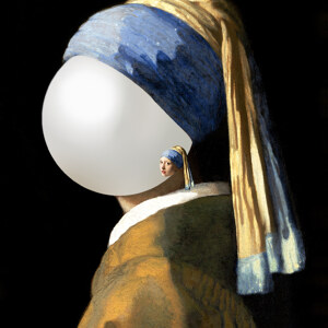 Pearl with a girl earring