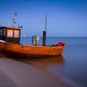 Blaue Stunde am Ostseestrand
