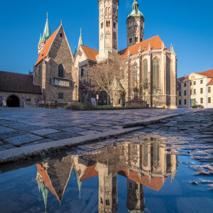 Dom in Naumburg im Spiegel