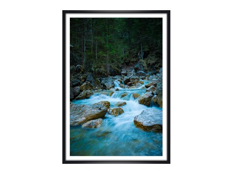 Gebirgsbach in den Alpen