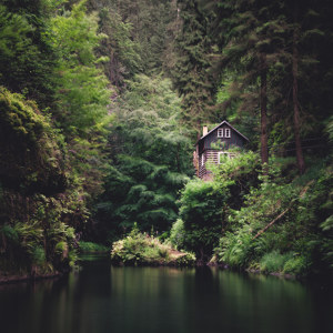 Huette am Edmundsklamm Boehmische Schweiz