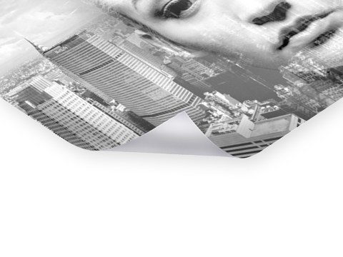 Poträt Frau in Stadt